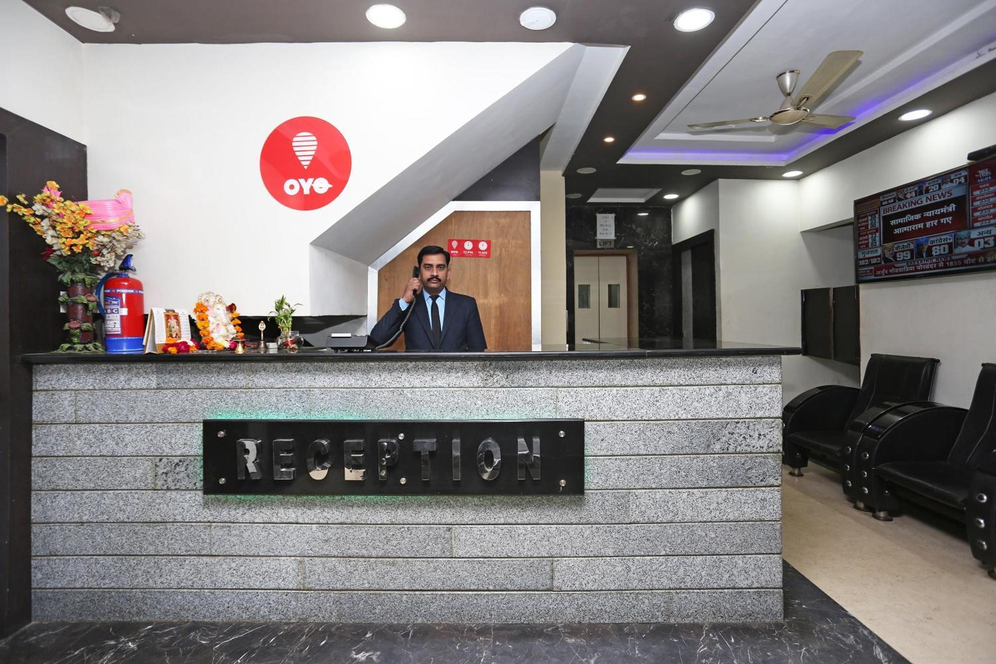 Hotel O Laxmi Privilege Inn Gwalior Bagian luar foto
