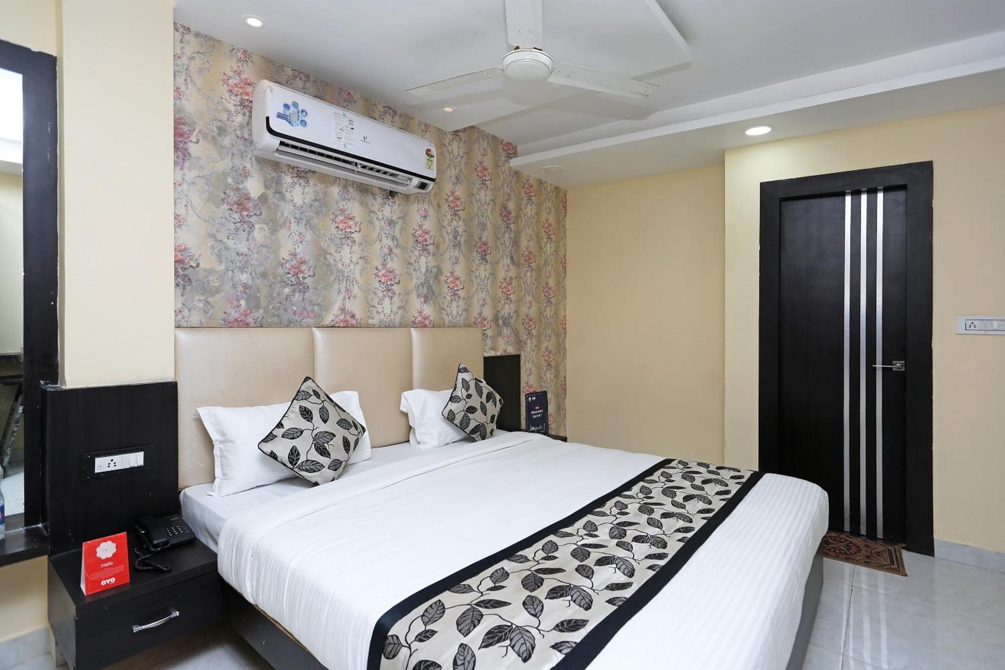 Hotel O Laxmi Privilege Inn Gwalior Bagian luar foto