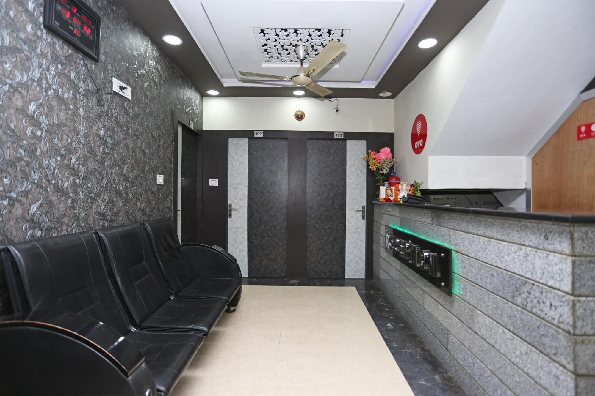 Hotel O Laxmi Privilege Inn Gwalior Bagian luar foto
